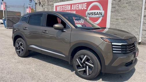 2025 Nissan Kicks SV
