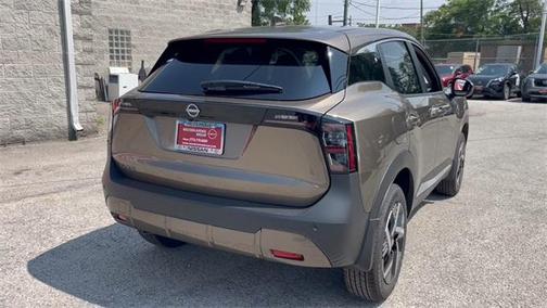 2025 Nissan Kicks SV