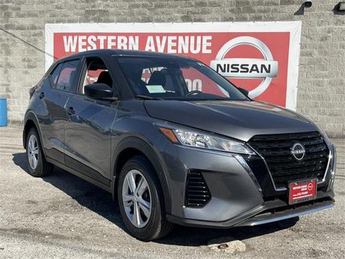 2025 Nissan Kicks S