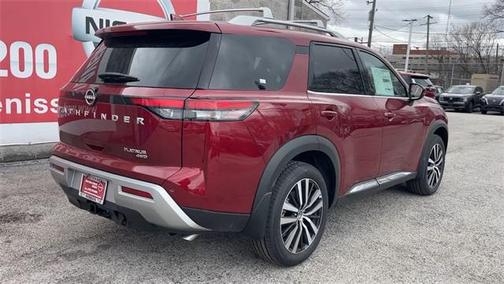 2025 Nissan Pathfinder Platinum 4WD