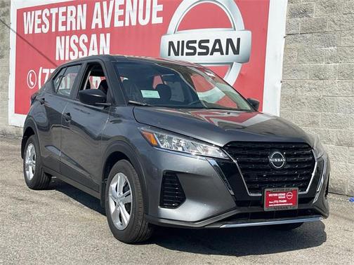2025 Nissan Kicks S
