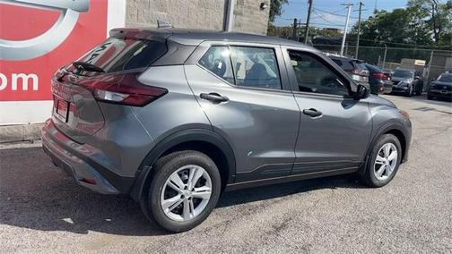 2025 Nissan Kicks S