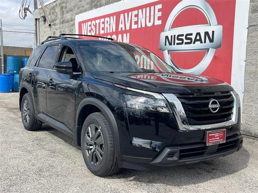 2025 Nissan Pathfinder SV FWD