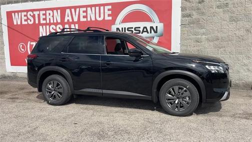 2025 Nissan Pathfinder SV FWD