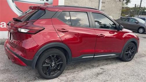 2023 Nissan Kicks SR