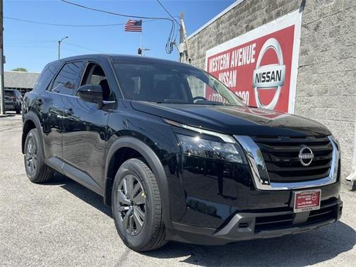 2025 Nissan Pathfinder S 4WD