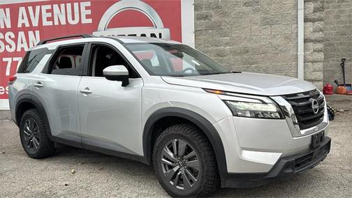 2024 Nissan Pathfinder SV 4WD