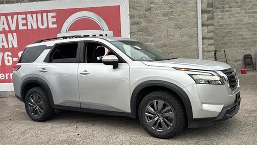 2024 Nissan Pathfinder SV 4WD
