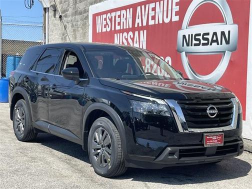 2025 Nissan Pathfinder S 4WD