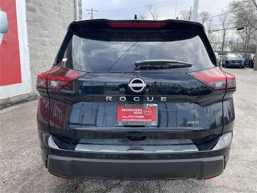2025 Nissan Rogue SV