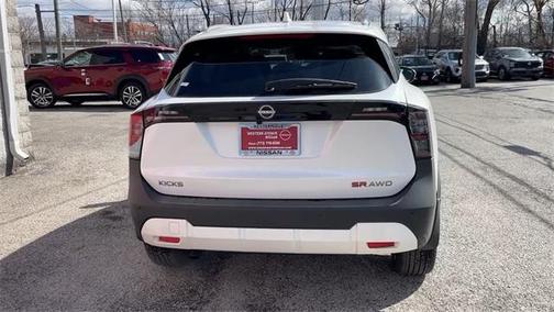 2025 Nissan Kicks SR