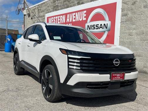 2025 Nissan Kicks SR