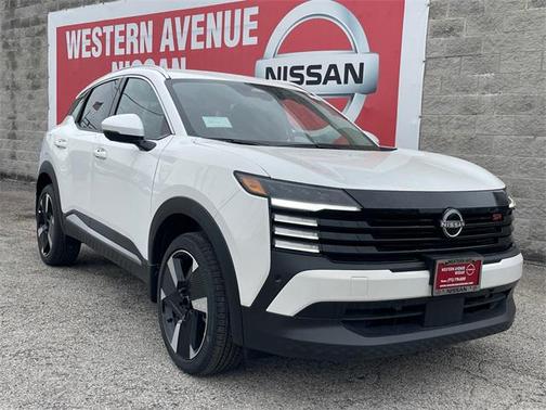 2025 Nissan Kicks SR
