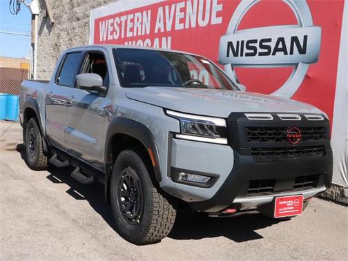 2025 Nissan Frontier PRO-4X