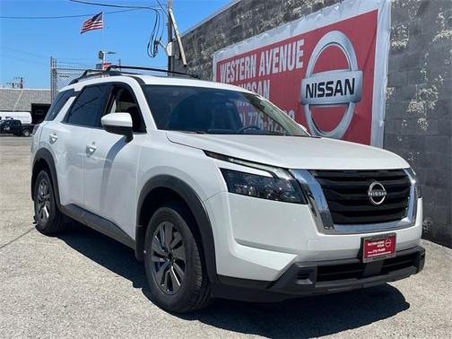 2025 Nissan Pathfinder SV FWD