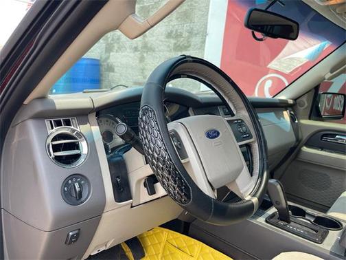 2011 Ford Expedition EL XLT