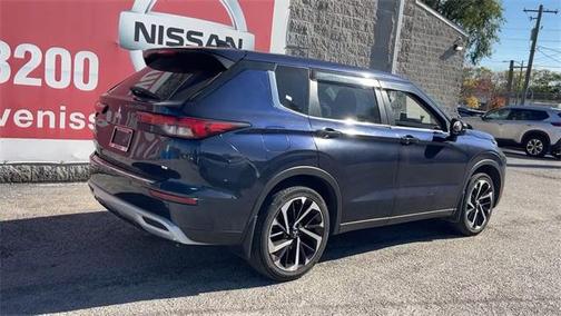 2022 Mitsubishi Outlander Black Edition 2WD