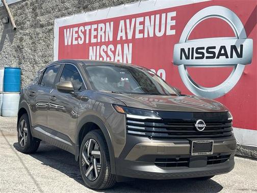 2025 Nissan Kicks SV