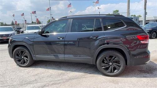 2022 Volkswagen Atlas 3.6L SE w/Technology