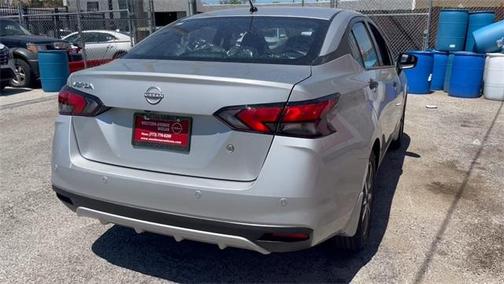 2025 Nissan Versa 1.6 S