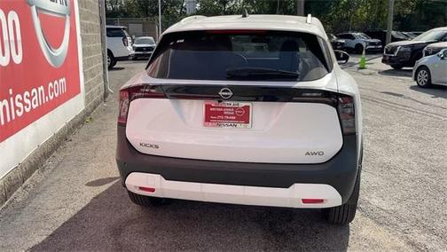 2026 Nissan Kicks SV