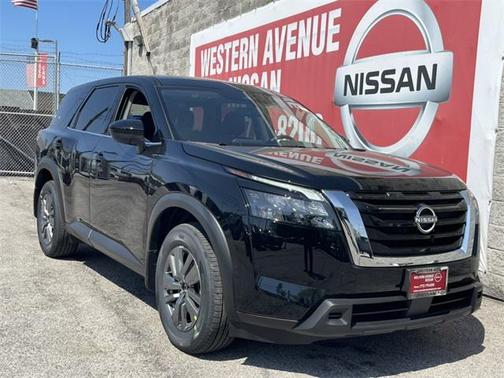 2025 Nissan Pathfinder S 4WD