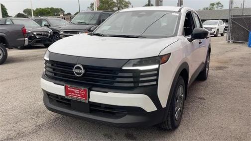 2025 Nissan Kicks S