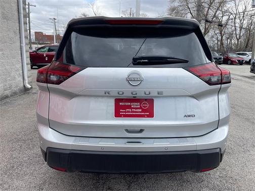 2025 Nissan Rogue SV
