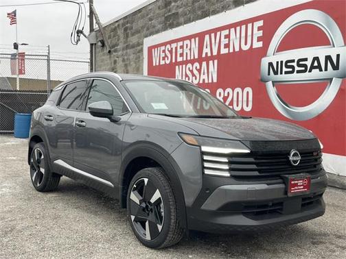 2025 Nissan Kicks SR