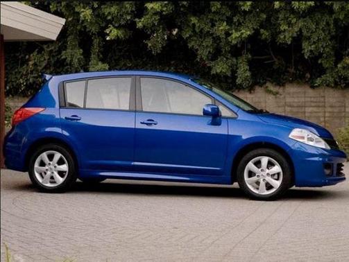2012 Nissan Versa 1.8 S
