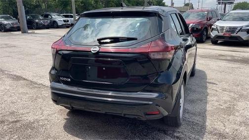 2021 Nissan Kicks S