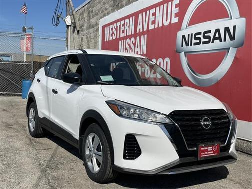 2025 Nissan Kicks S