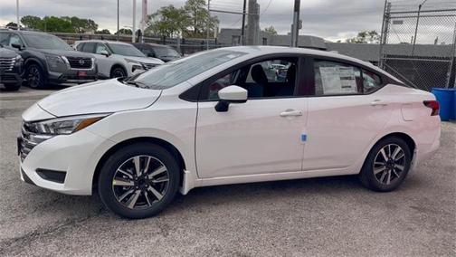 2025 Nissan Versa 1.6 SV