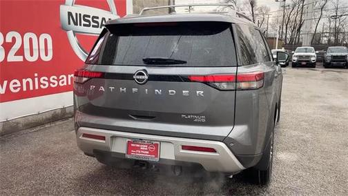 2025 Nissan Pathfinder Platinum 4WD
