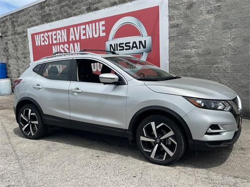 2022 Nissan Rogue Sport SL