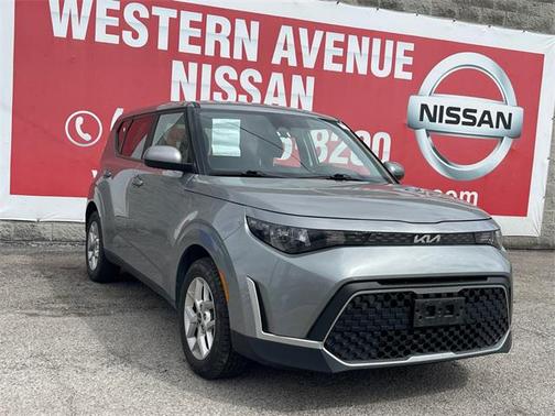 2023 Kia Soul LX