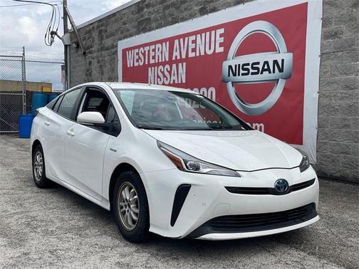 2022 Toyota Prius L