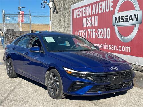 2025 Hyundai ELANTRA SEL