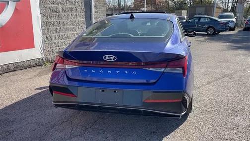 2025 Hyundai ELANTRA SEL