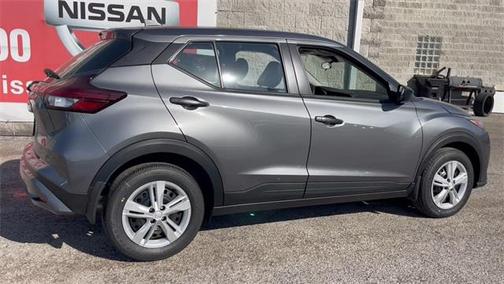 2025 Nissan Kicks S