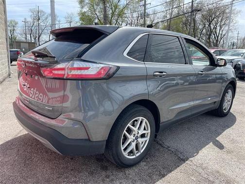 2022 Ford Edge SEL