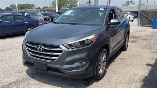 2017 Hyundai TUCSON SE
