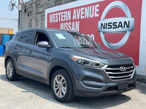 2017 Hyundai TUCSON SE