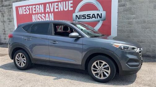 2017 Hyundai TUCSON SE