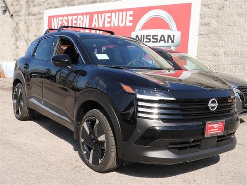2025 Nissan Kicks SR
