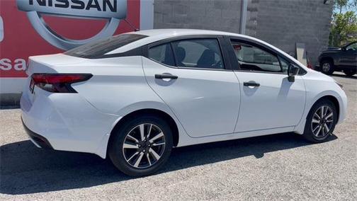 2025 Nissan Versa 1.6 S
