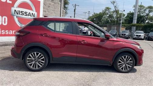 2022 Nissan Kicks SV