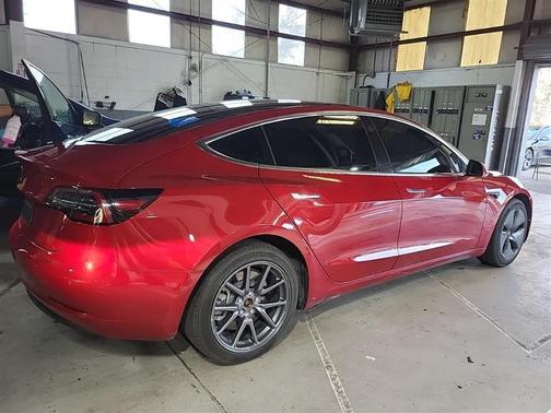 2019 Tesla Model 3 Standard Range Plus