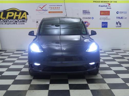 2023 Tesla Model Y Long Range Dual Motor All-Wheel Drive