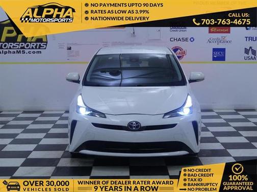 2022 Toyota Prius LE